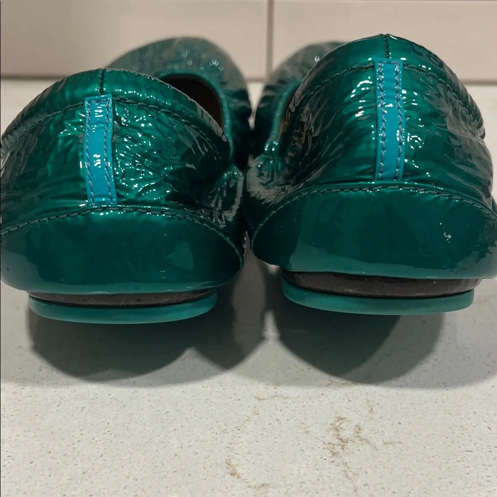 Tieks Glossy Emerald Patent Ballet Flats - Picture 3 of 9